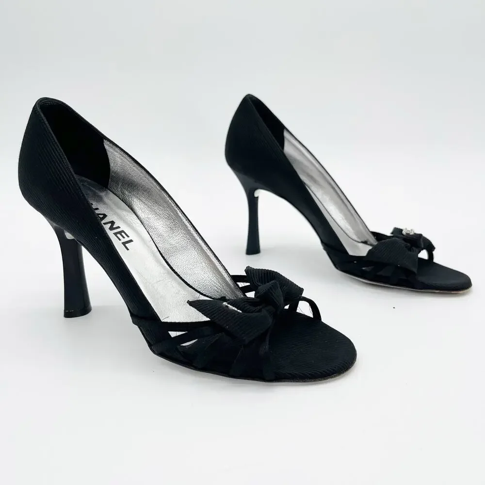 Chanel Vintage Karl Lagerfeld Y2K Grosgrain Bow Pearl CC Peep Toe Heels EU 37